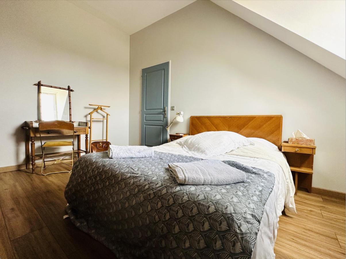 La Cour Verte Chambres D'Hotes Montépilloy 外观 照片